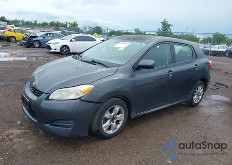 2009 Toyota Matrix z USA, uszkodzony, nr VIN 2T1KU40E19C062980